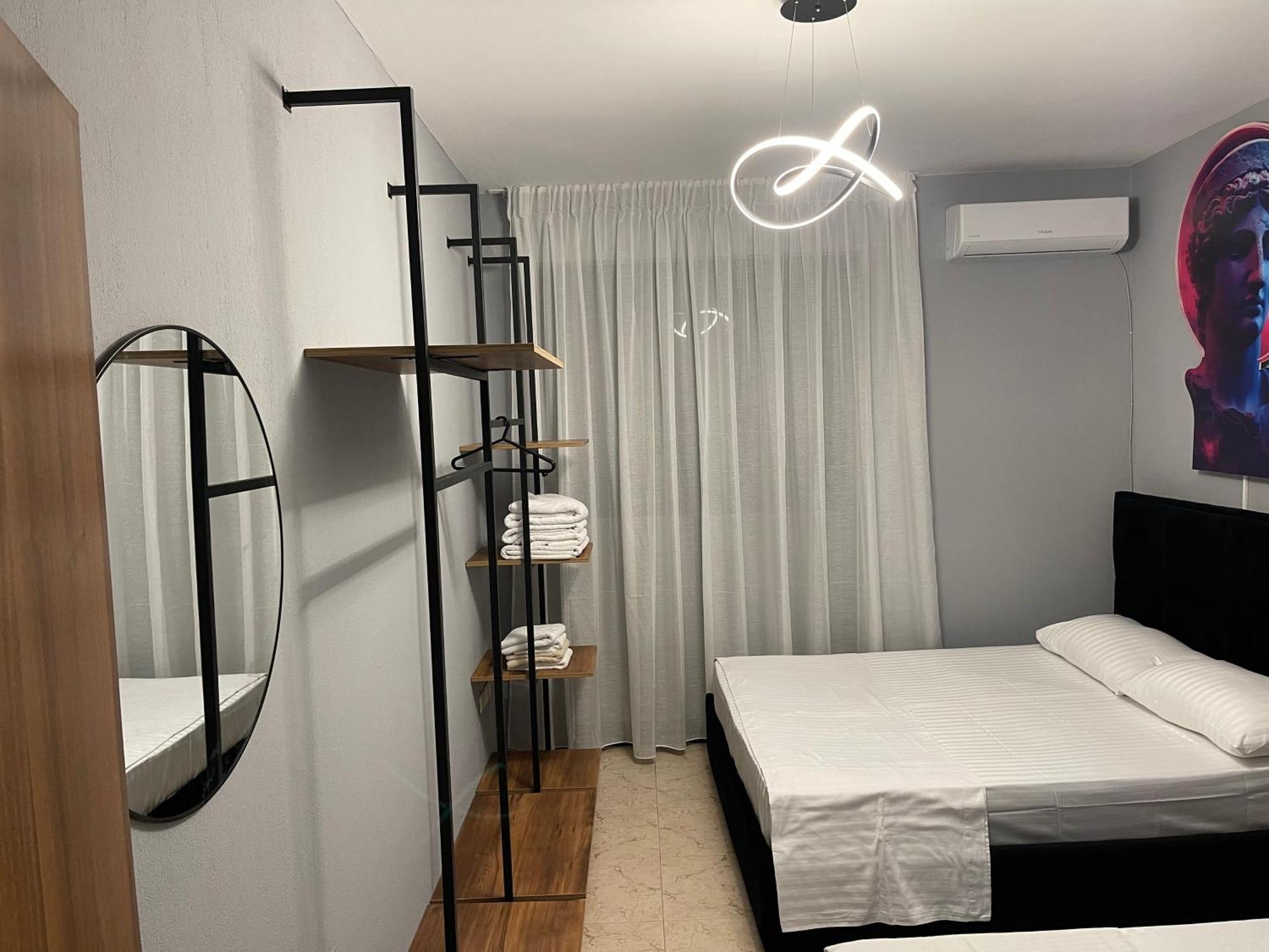 טיראנה Super House 2 Blloku - 3 Rooms מראה חיצוני תמונה