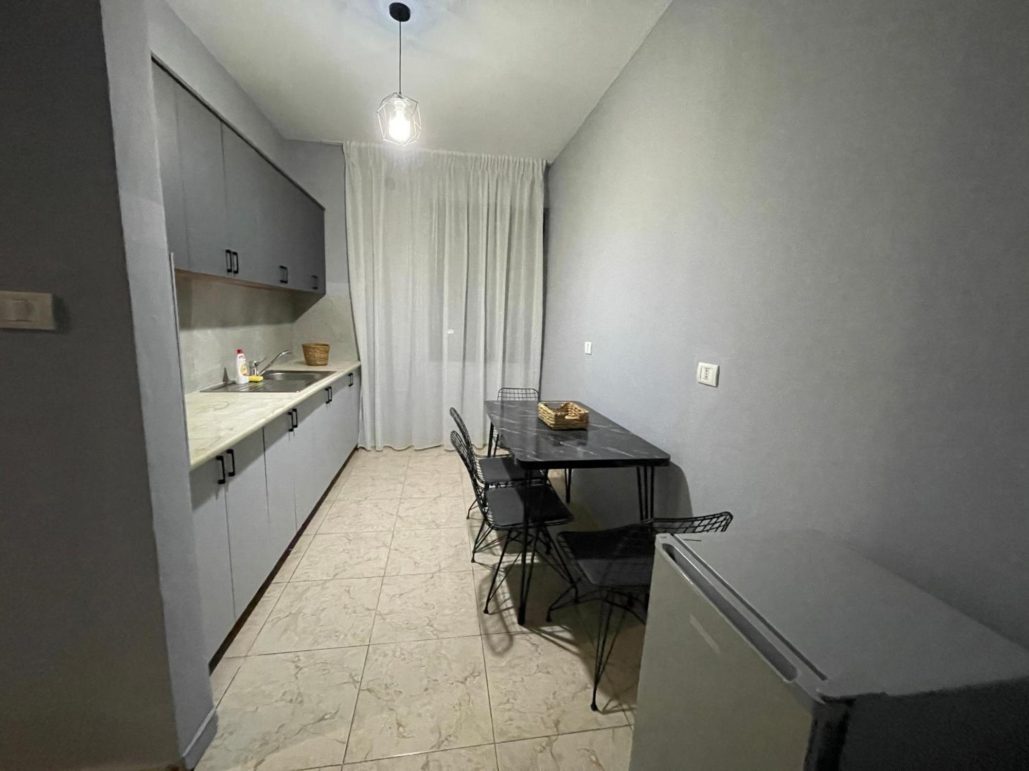 טיראנה Super House 2 Blloku - 3 Rooms מראה חיצוני תמונה