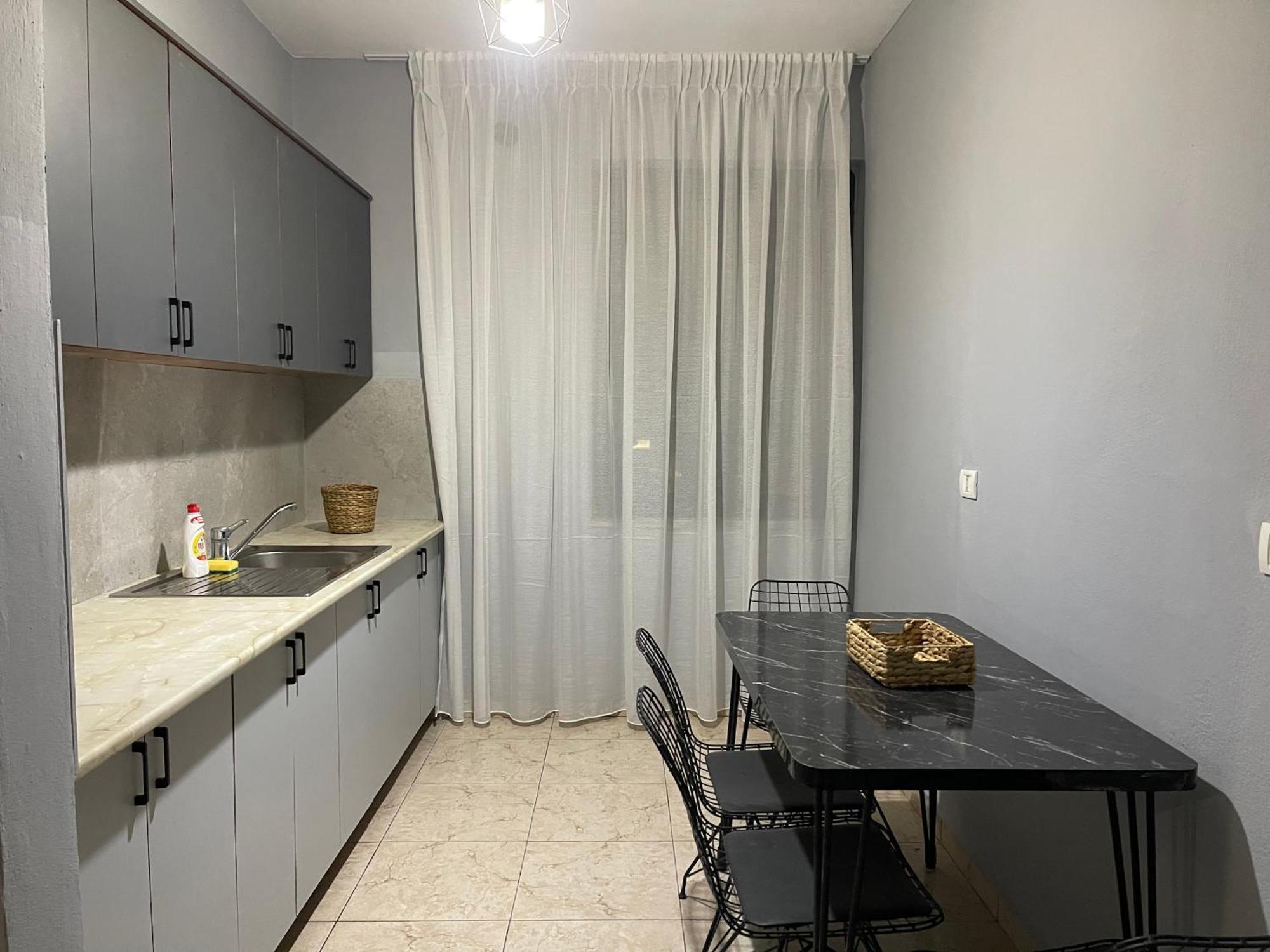 טיראנה Super House 2 Blloku - 3 Rooms מראה חיצוני תמונה